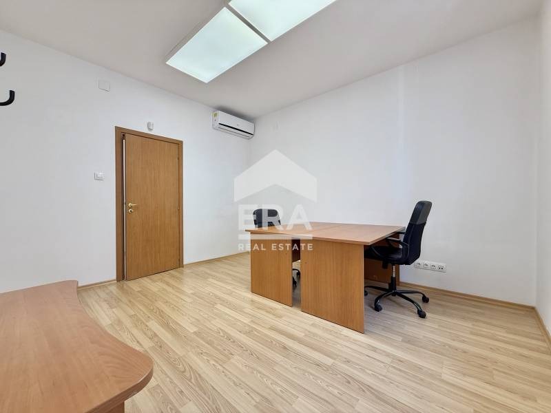 För uthyrning  Kontor Sofia , Centar , 92 kvm | 49680164 - bild [6]