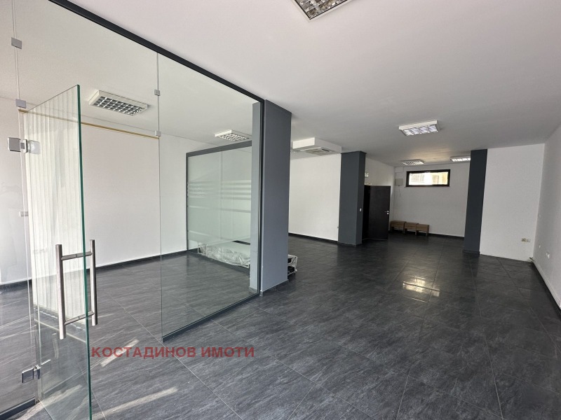 En renta  Comercio Plovdiv , Marasha , 100 metros cuadrados | 23682410 - imagen [2]