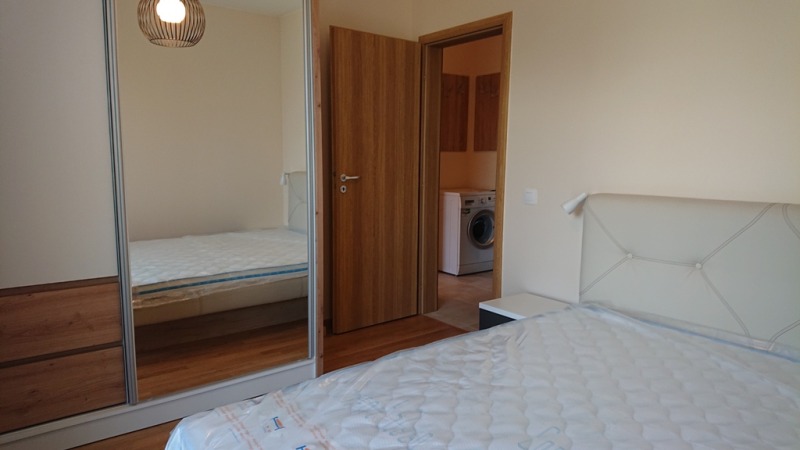 Zu vermieten  1 Schlafzimmer Sofia , Zentar , 65 qm | 90494805 - Bild [5]