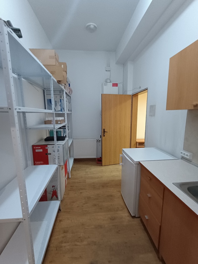 Vuokrattavana  Toimisto Veliko Tarnovo , Kartala , 45 neliömetriä | 23379217 - kuva [6]