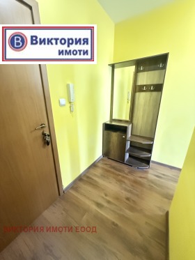 2-стаен град Велико Търново, Акация 7