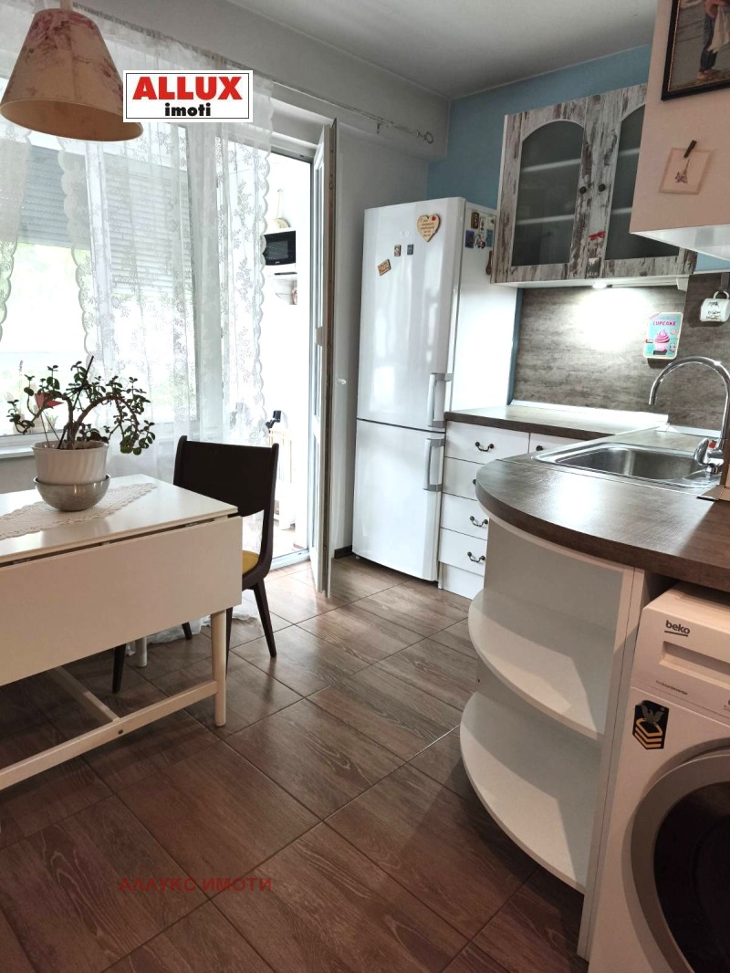 Kiadó  Stúdió Ruse , Centar , 40 négyzetméter | 92050471