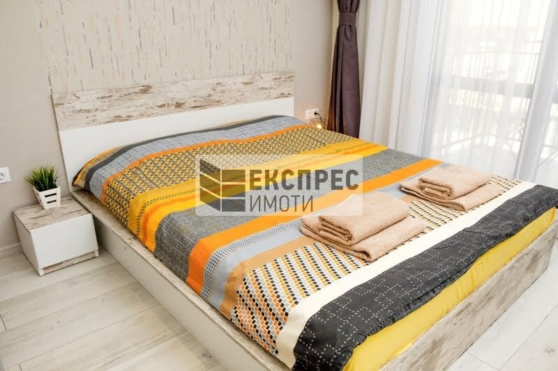 K pronájmu  1 ložnice Varna , Centar , 60 m2 | 23121956 - obraz [11]