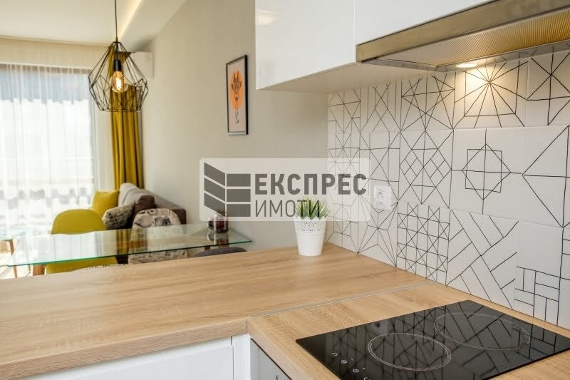 K pronájmu  1 ložnice Varna , Centar , 60 m2 | 23121956 - obraz [5]