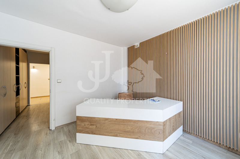För uthyrning  Kontor Sofia , j.gr.Jujen park , 180 kvm | 52055603 - bild [4]