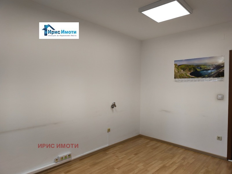 Kiadó  Hivatal Sofia , Lagera , 152 négyzetméter | 90129385 - kép [12]