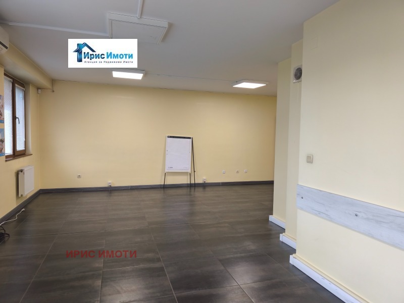 Kiadó  Hivatal Sofia , Lagera , 152 négyzetméter | 90129385 - kép [3]
