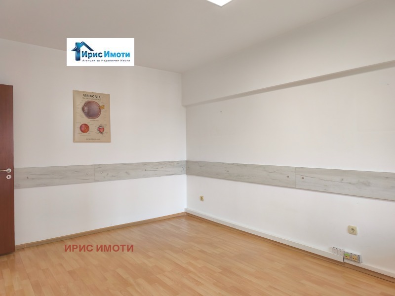 Kiadó  Hivatal Sofia , Lagera , 152 négyzetméter | 90129385 - kép [10]
