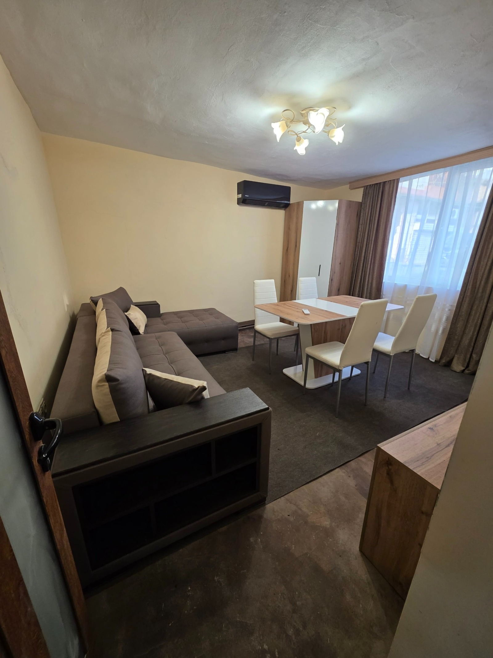 Дава под наем 2-СТАЕН, гр. Варна, Цветен квартал