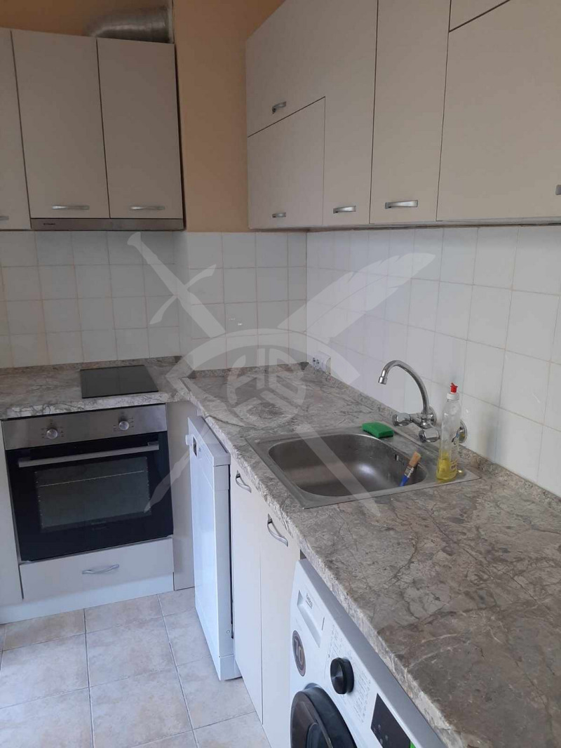 Дава под Наем 2-СТАЕН в град Варна, Окръжна болница-Генерали - 50 кв.м / 400 € » 782.33 лв., ЕКС НВД ООД