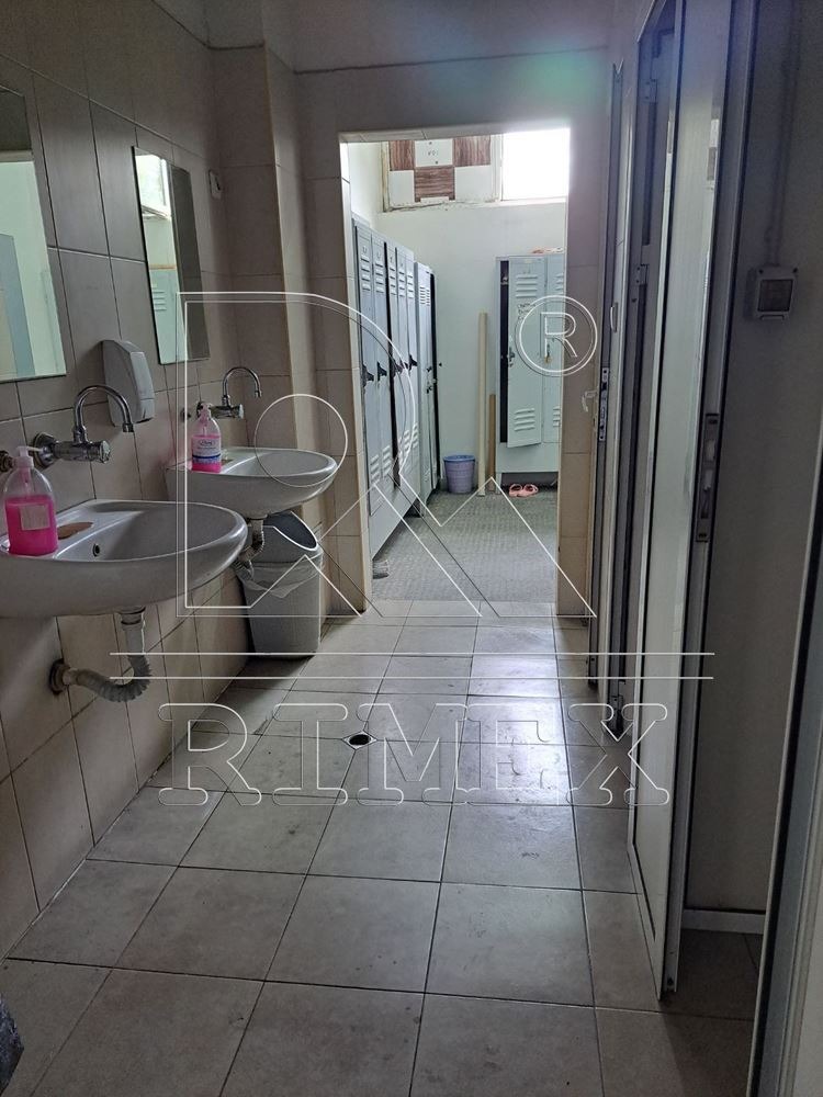 Do wynajęcia  Budynek przemysłowy Plowdiw , Industrialna zona - Iztok , 138 mkw | 84272740 - obraz [4]