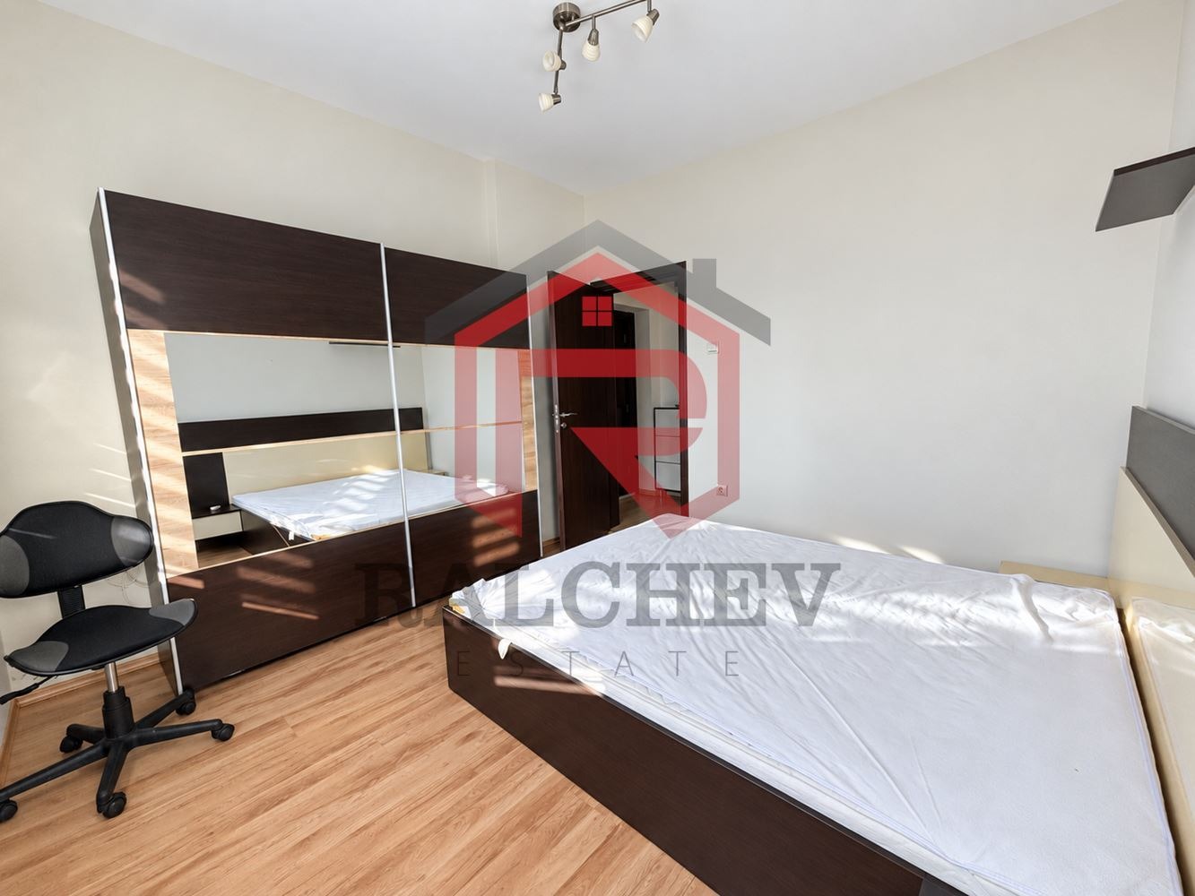 Дава под наем 3-СТАЕН, гр. Варна, Чаталджа, снимка 17 - Апартаменти - 56254029