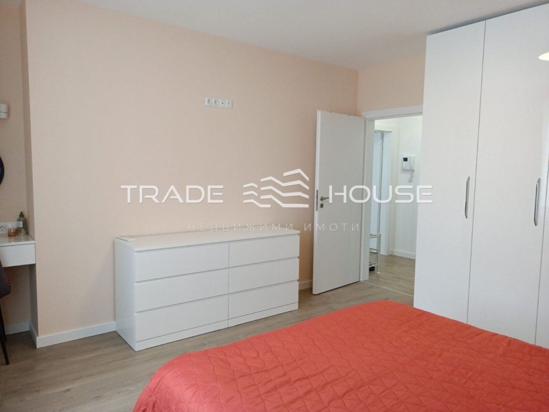 K pronájmu  1 ložnice Plovdiv , Mladežki Chalm , 80 m2 | 65791804 - obraz [9]