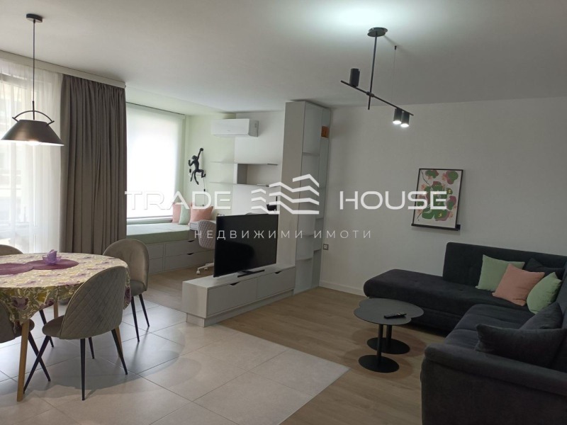 K pronájmu  1 ložnice Plovdiv , Mladežki Chalm , 80 m2 | 65791804 - obraz [4]