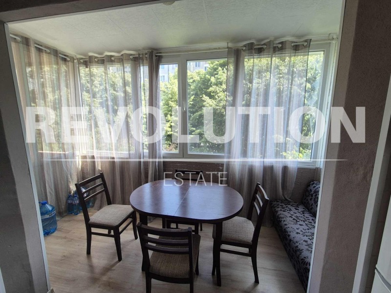 Do wynajęcia  1 sypialnia Warna , Lewski 1 , 45 mkw | 73594922