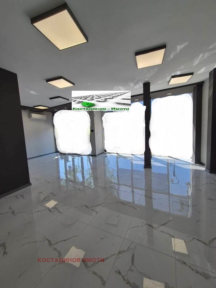 Para alugar  Comprar Plovdiv , Kamenica 2 , 200 m² | 26332159