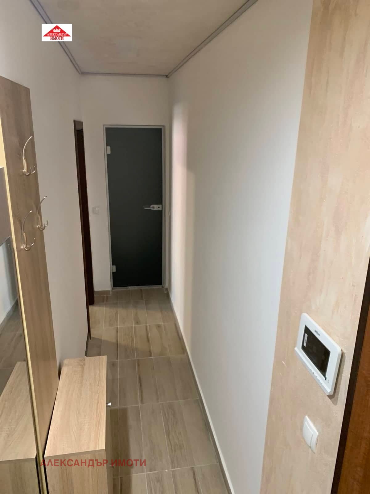 Дава под наем 2-СТАЕН, гр. София, Център, снимка 2 - Апартаменти - 54361143