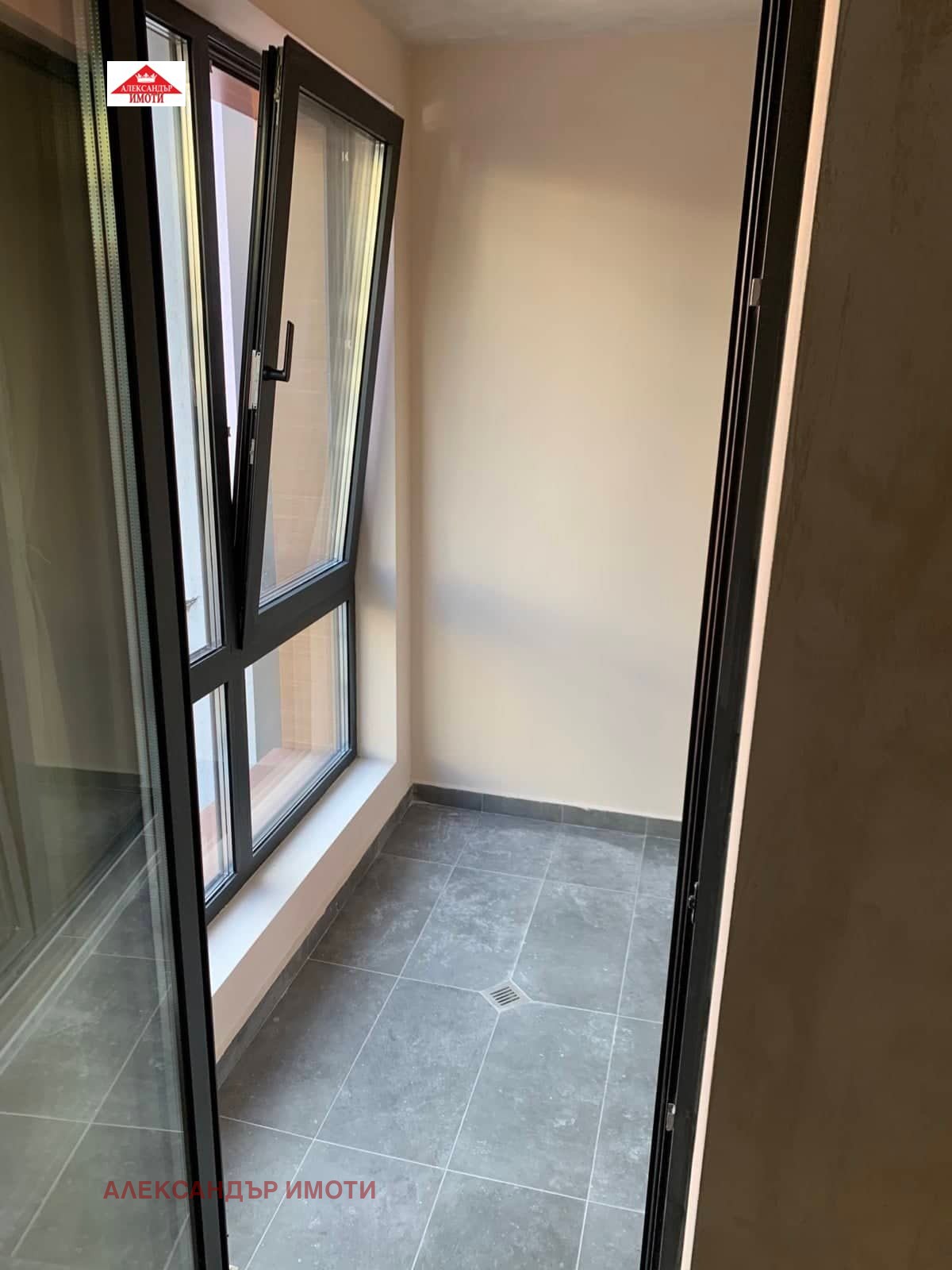 Дава под наем 2-СТАЕН, гр. София, Център, снимка 4 - Апартаменти - 54361143