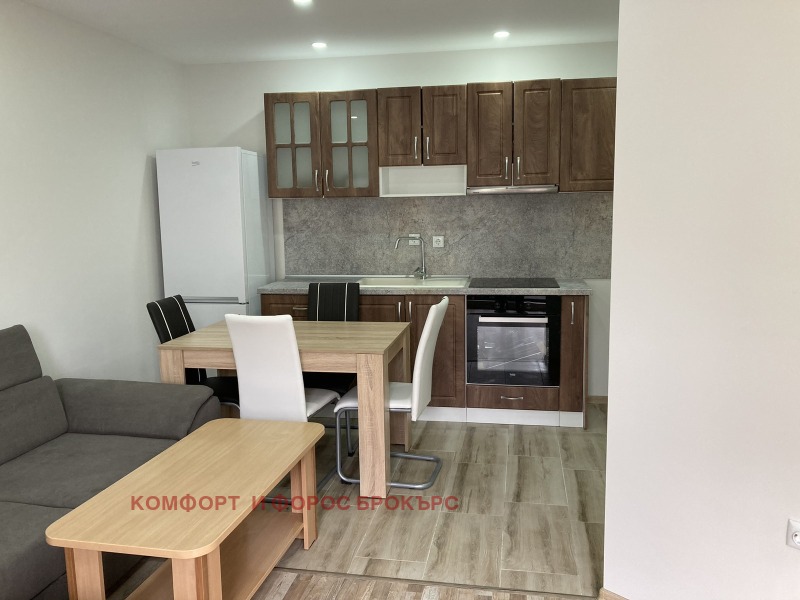 Дава под Наем 3-СТАЕН в град Варна, Погреби - 82 кв.м / 650 € » 1 271.29 лв., КОМФОРТ И ФОРОС БРОКЪРС