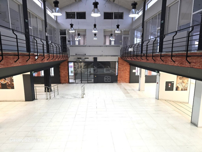 Do wynajęcia  Biuro Sofia , Centar , 2160 mkw | 51004834 - obraz [2]
