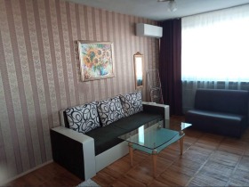 2-стаен град София, Сердика 2