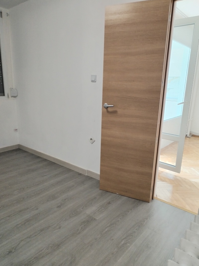 Дава под наем  2-стаен град София , Дианабад , 75 кв.м | 53381774 - изображение [4]