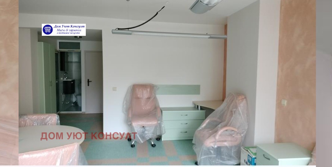 Дава под наем ОФИС, гр. Благоевград, Идеален център, снимка 3 - Офиси - 55061491