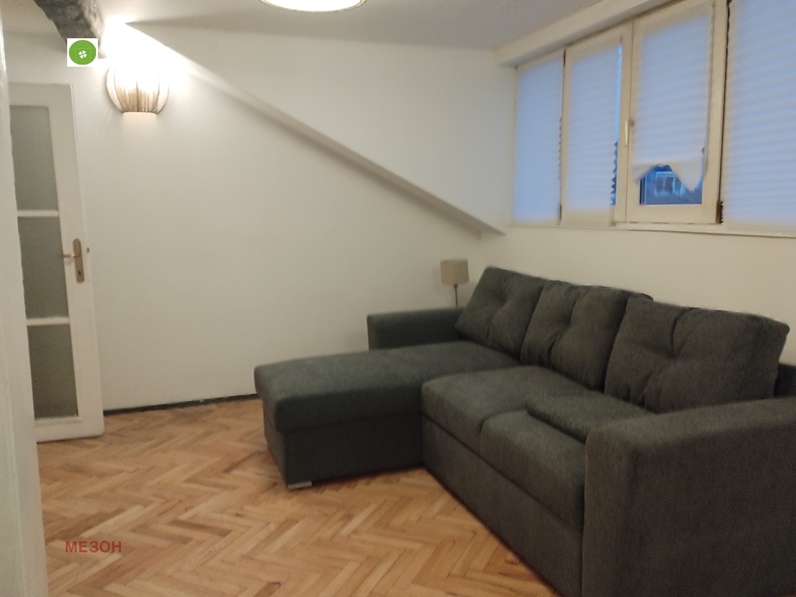 Дава под наем АТЕЛИЕ, ТАВАН, гр. София, Оборище, снимка 2 - Апартаменти - 53911762