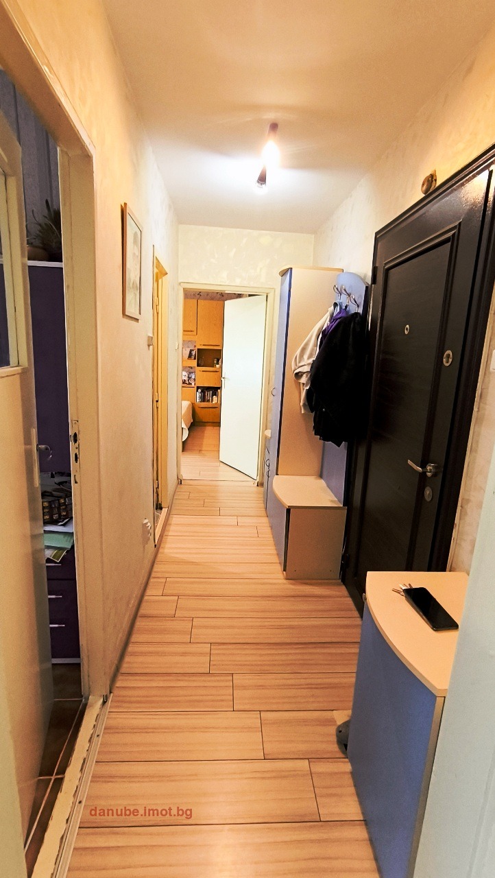 Дава под наем 2-СТАЕН, гр. Русе, Здравец Изток, снимка 12 - Апартаменти - 53683762