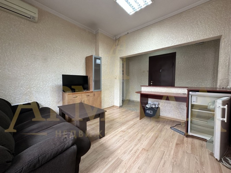 Do wynajęcia  Biuro Plowdiw , Centar , 65 mkw | 68977491 - obraz [3]