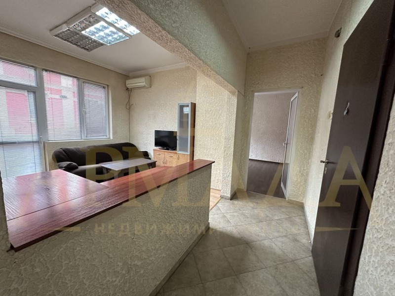 Do wynajęcia  Biuro Plowdiw , Centar , 65 mkw | 68977491 - obraz [2]