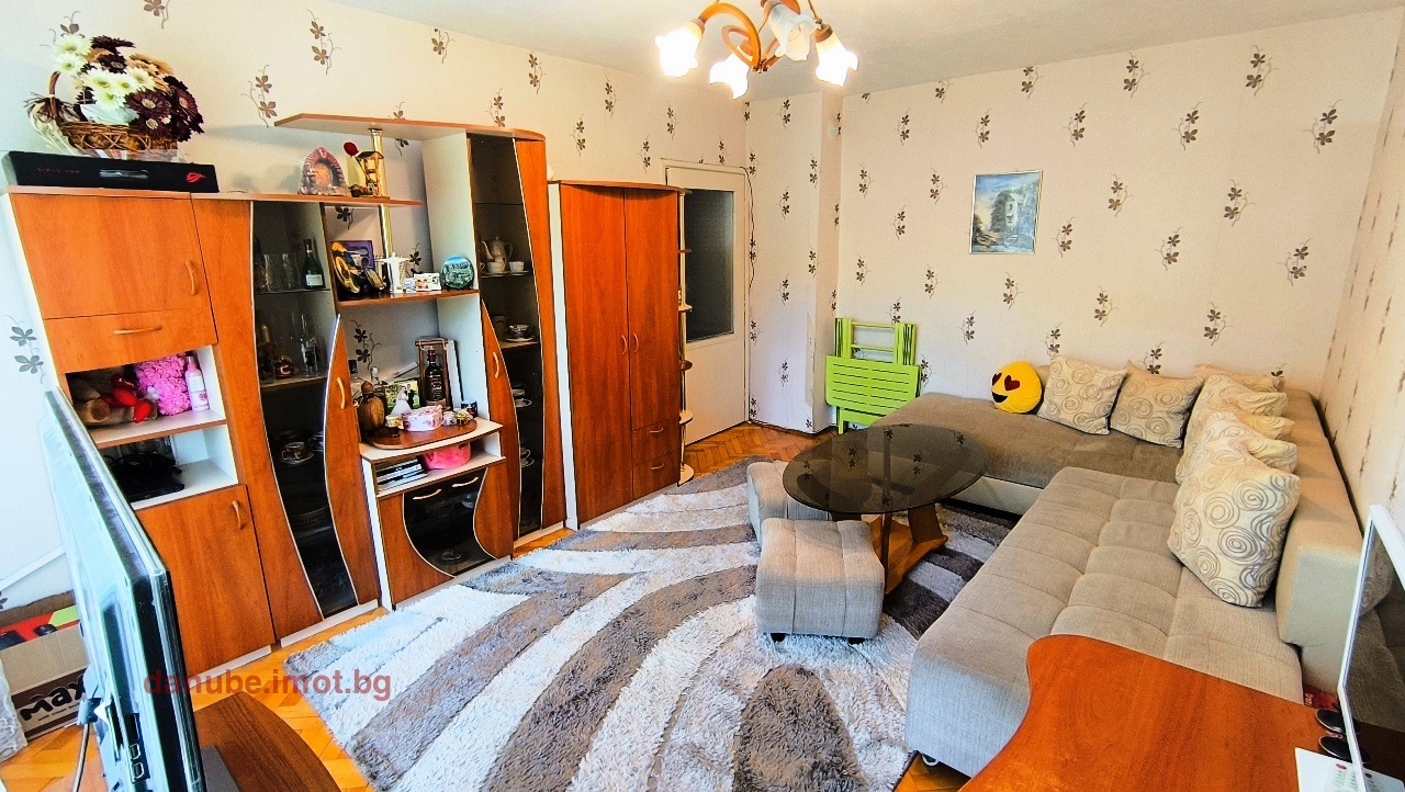 Дава под наем 2-СТАЕН, гр. Русе, Здравец Изток, снимка 6 - Апартаменти - 53683762