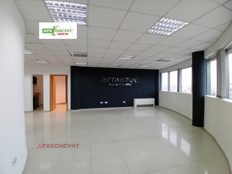 Дава под наем ОФИС, гр. София, Гоце Делчев, снимка 2 - Офиси - 53070727