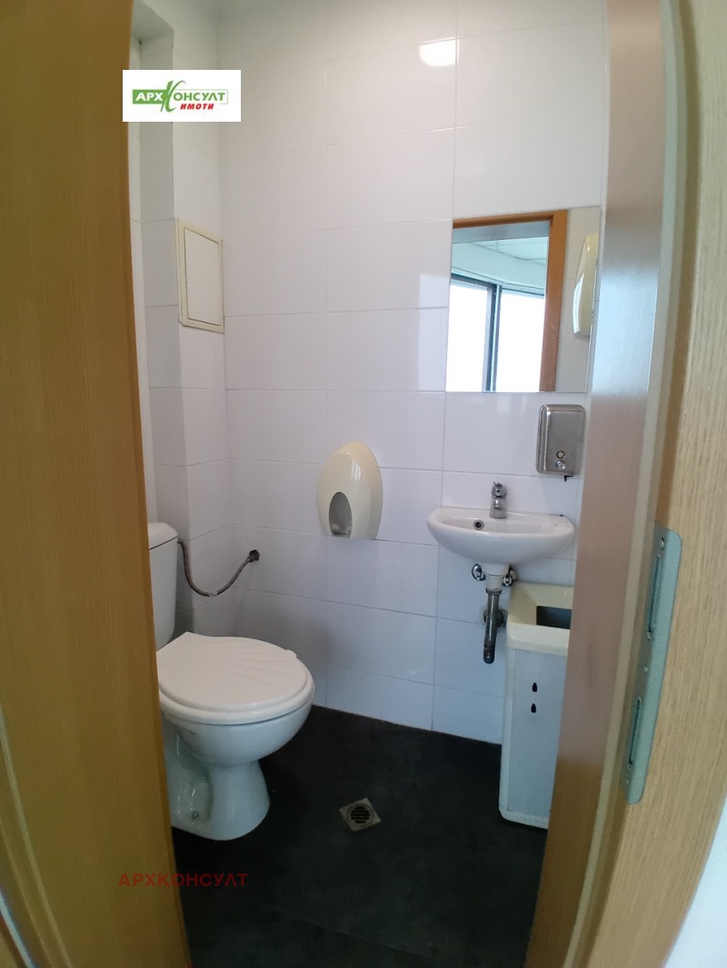 Дава под наем ОФИС, гр. София, Гоце Делчев, снимка 8 - Офиси - 53070727