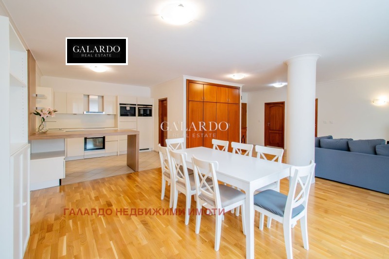 K pronájmu  2 ložnice Sofia , Centar , 180 m2 | 44329060 - obraz [4]