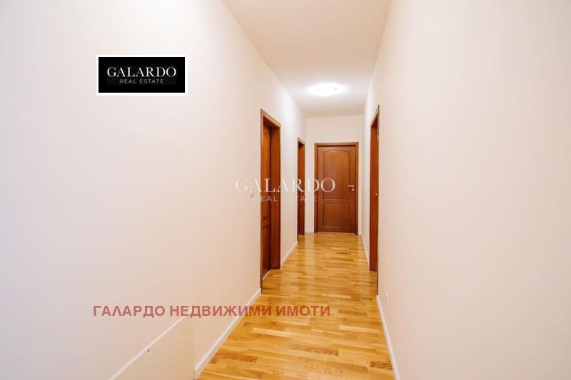 K pronájmu  2 ložnice Sofia , Centar , 180 m2 | 44329060 - obraz [10]