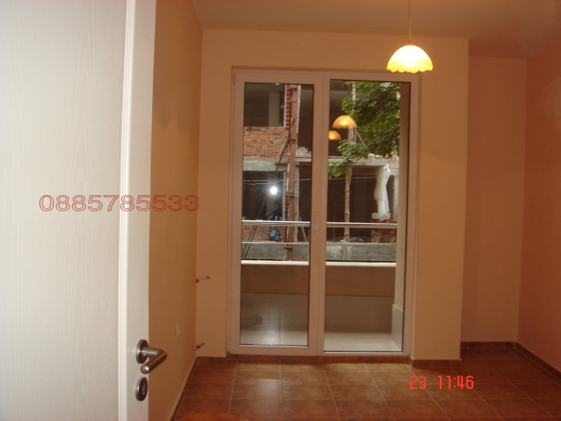 Da affittare  Ufficio Plovdiv , Tsentar , 65 mq | 43150978 - Immagine [5]