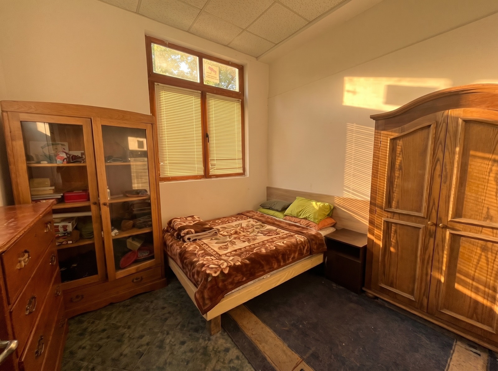 Дава под наем 3-СТАЕН, гр. София, Банишора, снимка 2 - Апартаменти - 54354042