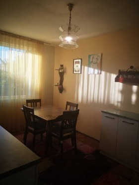 ЕТАЖ ОТ КЪЩА, 120 m2