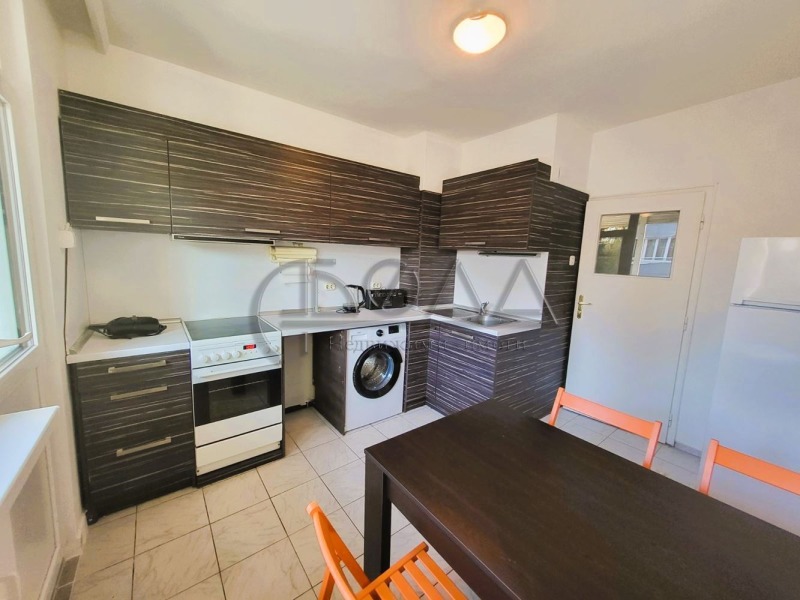 De inchiriat  2 dormitoare Sofia , Iztoc , 90 mp | 86694035 - imagine [9]