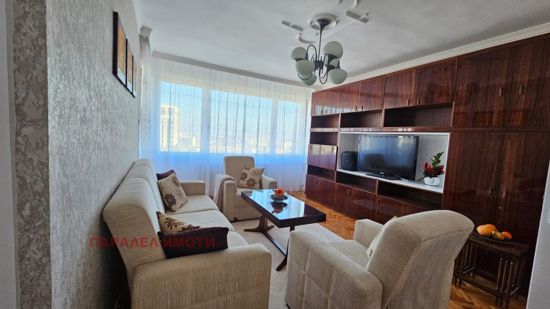 Дава под наем 2-СТАЕН, гр. Пловдив, Център