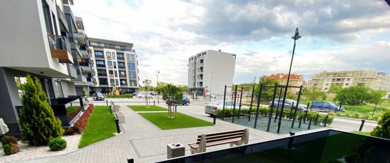 Zu vermieten  2 Schlafzimmer Plowdiw , Karschijaka , 98 qm | 71229123