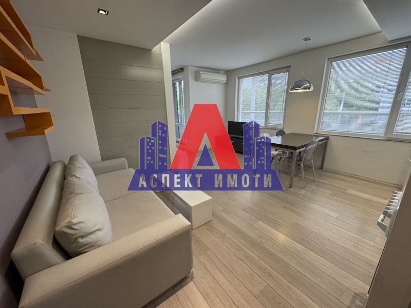 Do wynajęcia  Studio Plowdiw , Komatewski wazel , 55 mkw | 31400110