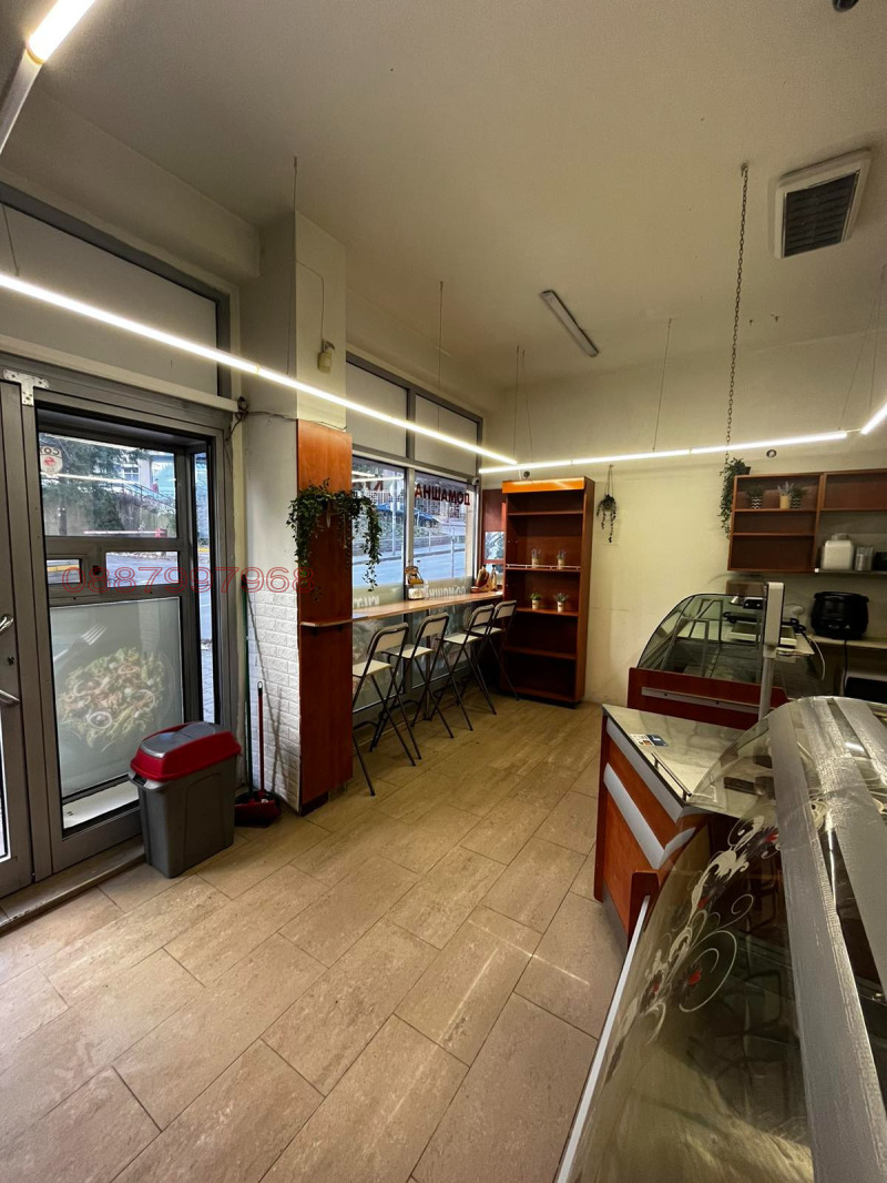 Дава под Наем МАГАЗИН в град София, Лозенец - 65 кв.м / 1 200 € » 2 347.00 лв.