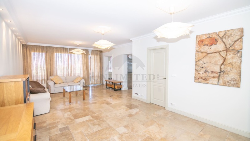 Дава под наем  4-стаен град София , Изгрев , 200 кв.м | 64760977 - изображение [3]