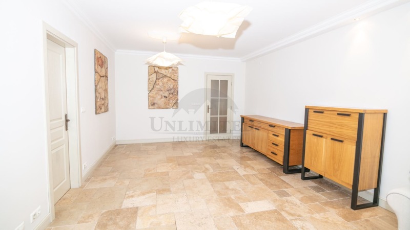 Дава под наем  4-стаен град София , Изгрев , 200 кв.м | 64760977 - изображение [4]