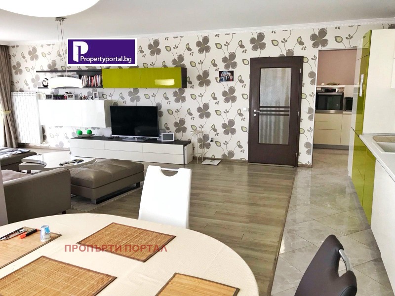 Дава под Наем 3-СТАЕН в град Бургас, Лазур - 160 кв.м / 1 350 € » 2 640.37 лв., ПРОПЪРТИ ПОРТАЛ