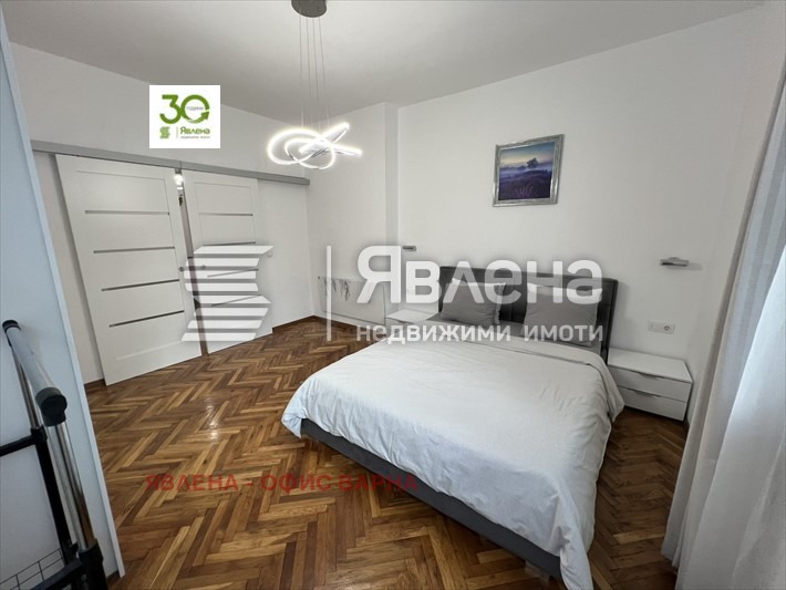 Дава под наем 4-СТАЕН, гр. Варна, Център, снимка 4 - Апартаменти - 52842805