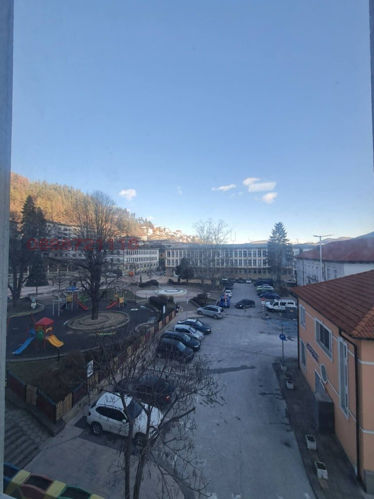 Дава под наем ОФИС, гр. Смолян, Стар център, снимка 2 - Офиси - 53077406