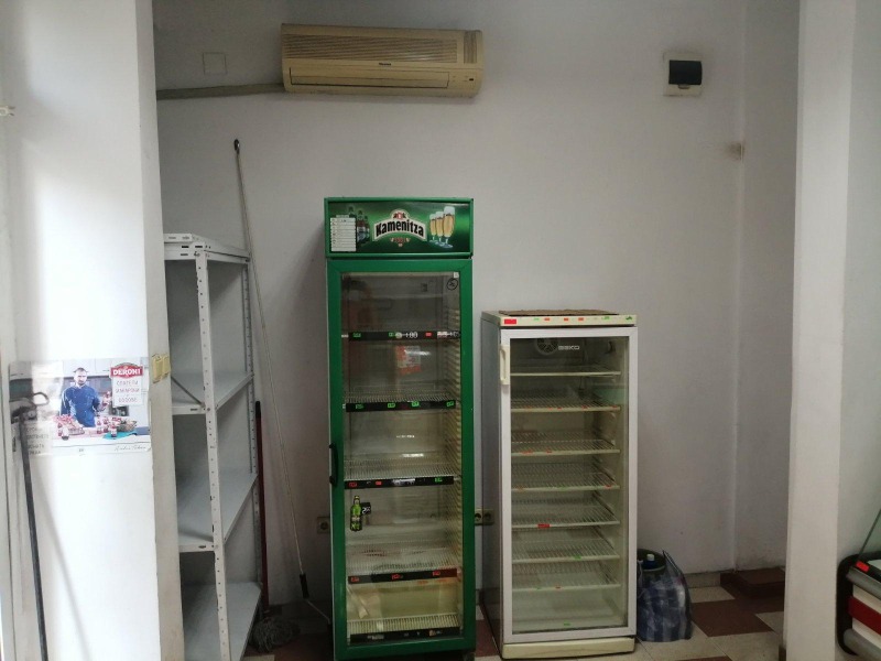 Til leje  Butik Plovdiv , Kamenitsa 1 , 30 kvm | 91775474 - billede [2]
